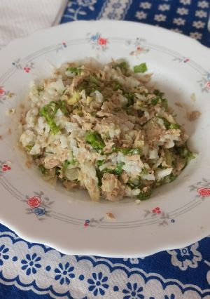 Foto principal de 🍚🥑Ensalada de arroz con atún, aguacate, cebolla y lechuga.🥬