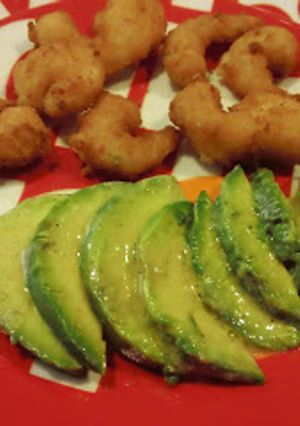 Una foto de Camarones empanizados