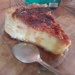 Una foto de Budín de pan súper fácil y riquísimo