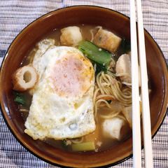 A picture of Instant Noodle.