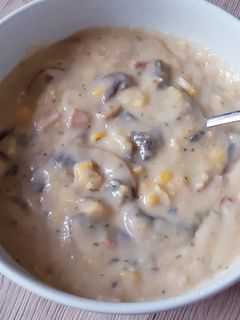 Foto resep Mushroom and smoke beef cream soup