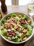 Caesar Salad con Salsa al Tuorlo Sodo e Balsamico