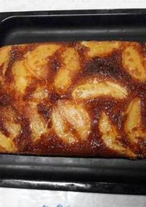 Una foto de Torta de yogurt y peras