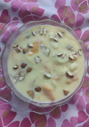 A picture of Fruit custard.