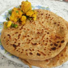 A picture of Aloo Paratha.