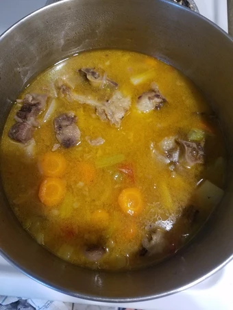 Langkah Gampang Menyiapkan Resep Sop buntut sapi bakar yang Bikin Ngiler