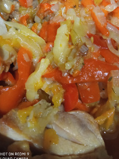 Una foto de Pollo al chilindrón
