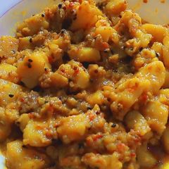 A picture of Achar ky Masaly waly Alu.