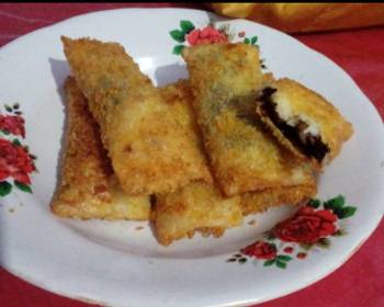 Unique Recipe Fried Choco Banana Spring Rolls Very Delicious