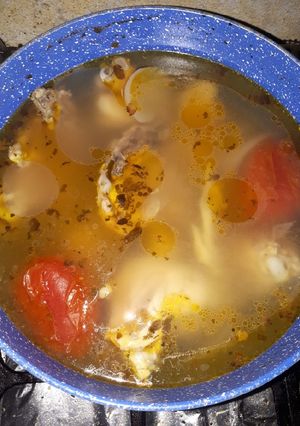 Una foto de Caldo de Pollo estilo rancho