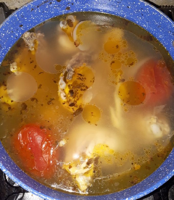 Una foto de Caldo de Pollo estilo rancho