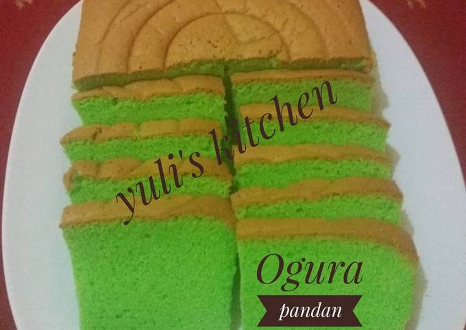 Ogura pandan