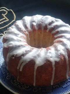Una foto de Budín de Limón, Ricotta y Amapola