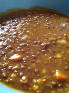 Una foto de Lentejas con verduras y curry