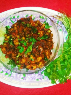 A picture of Methi Mutter Makhana.