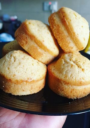 A picture of Vanilla cupcakes (small batch).