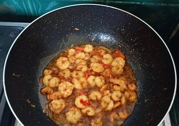 21. Udang goreng mentega pedas manis