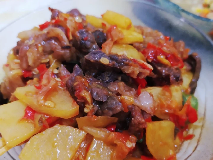 Cara Gampang Menyiapkan Resep Balado paru sapi dan kentang yang Lezat