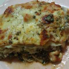 Una foto de Lasagna de verdura carne ricota y muzzarella. OdG 🍴