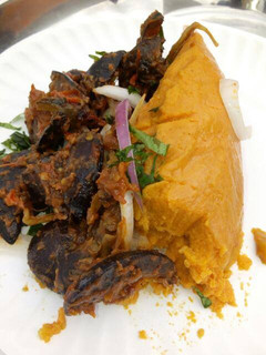 A picture of Moi moi with peppered snail.
