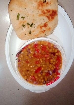 छोले कुलचे (chole kulche recipe in Hindi) रेसिपी मुख्य फोटो