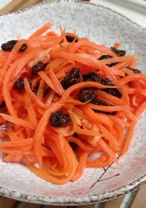 涼拌糖醋紅蘿蔔（全素） 的食譜成品照片