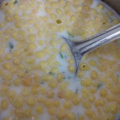 A picture of Bundi raita.