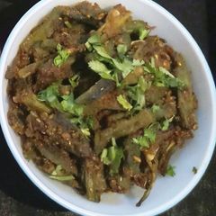 A picture of Besanwali Bhindi.