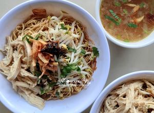 Gambar Mi Kolok Kicap Ayam