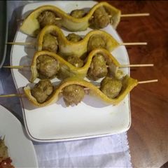 A picture of Spiral meat ball.