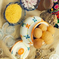 A picture of Gupchup (Pani Puri).