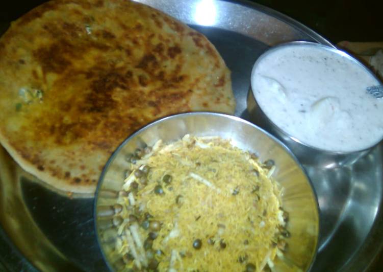 Steps to Make Perfect Paneer paratha with aaloo raita
