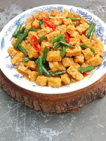 Langkah Mudah untuk Menyiapkan Resep (291) Tumis Tempe Kacang Panjang yang Lezat Anti Ribet, Lezat Sekali