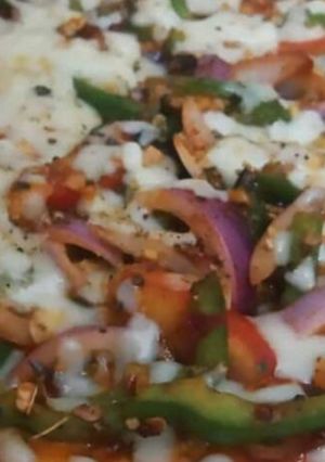 A picture of Pizza.
