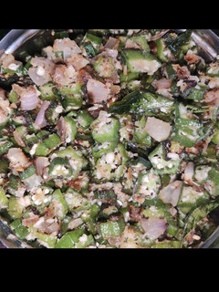 வெண்டைக்காய் பொரியல்(vendaikkai poriyal recipe in tamil) செய்முறை முக்கிய புகைப்படம்