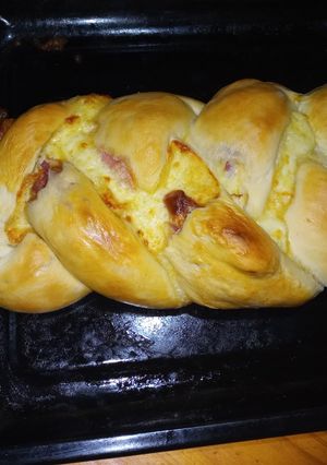 Una foto de Trenza de pan rellena