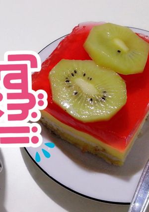 صورة لوصفة طبقات الكاسترد مع البسكويت والجلي