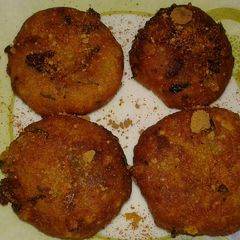 A picture of Sabudana aalu tikki.