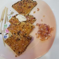 A picture of Pyaj ki tandoori roti-on tava.