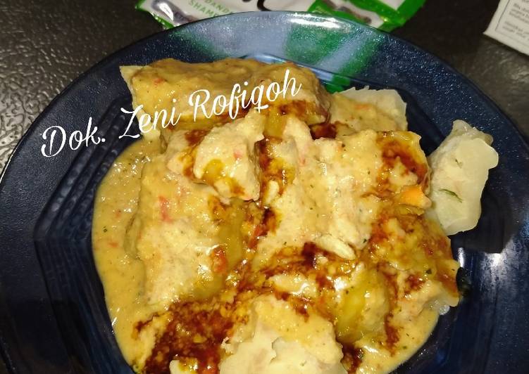 Siomay isi kentang + Cilok ala kadarnya 👌