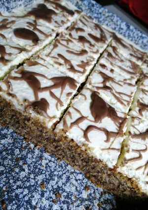 Egyszerű diós süti recept fotója