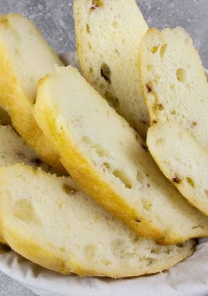 Kovászos olívás gluténmentes kenyér recept fotója