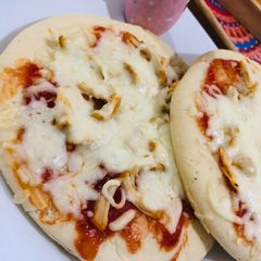 A picture of Quick mini pocket chicken karahi pizza Ramadan special.