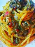 Spaghetti con Capperi Timo Fresco Limone e Bottarga