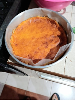 Una foto de Pastel de yogur griego sin harina