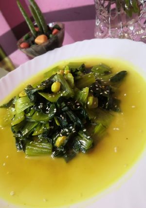 গার্লিক লেটুস(Garlic Lattuce recipe in Bengali) রেসিপির প্রধান ছবি