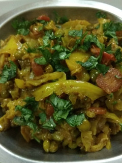 पत्ता गोभी की सब्जी (patta gobhi ki sabzi recipe in Hindi) रेसिपी मुख्य फोटो