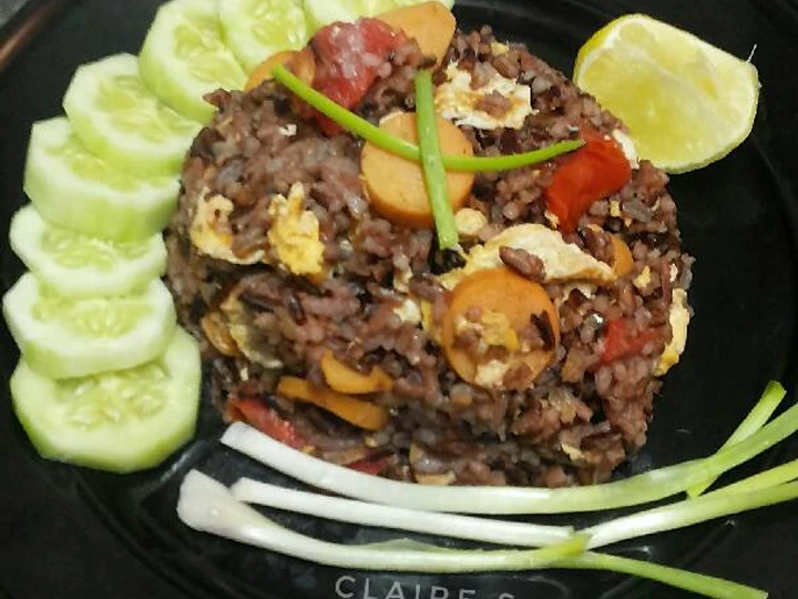 Easy Way Prepare Thai Style Fried Rice with Egg and Sausages the So Delicious Delicious