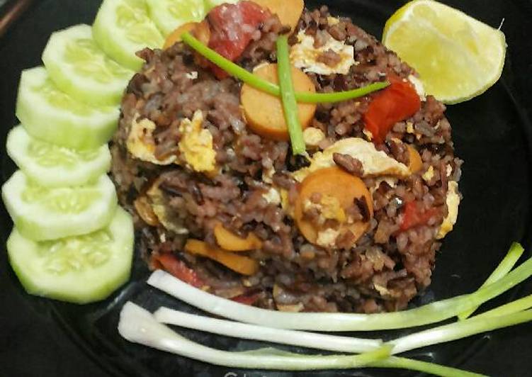 Recipe of Super Quick Thai Style Fried Rice with Egg and Sausages