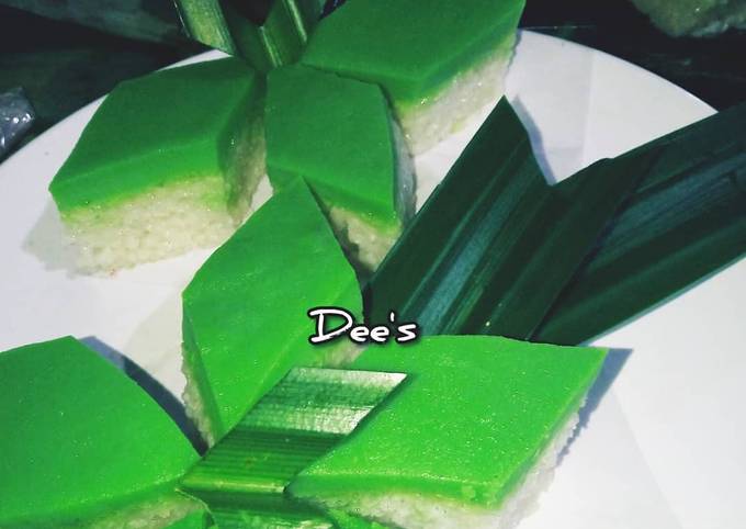 60. Kue Talam Srikaya Pandan